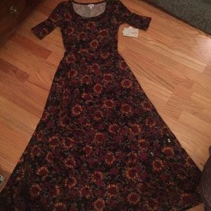 Lularoe Ana dress size small.