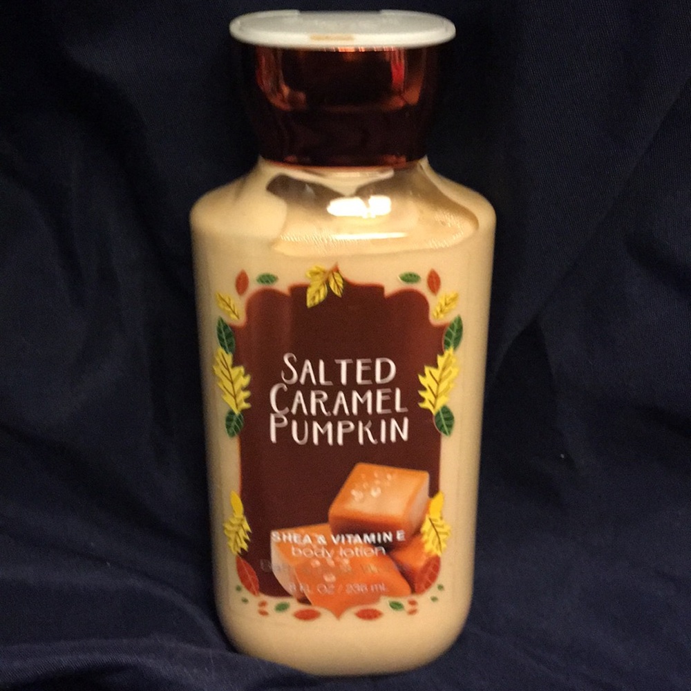 Bath & Body Works Salted Caramel Pumpkin lotion