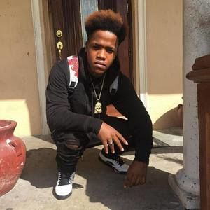 Meet your Posher, Kamari