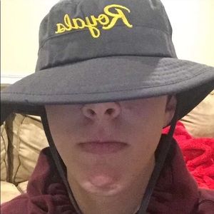 Meet your Posher, Tommy