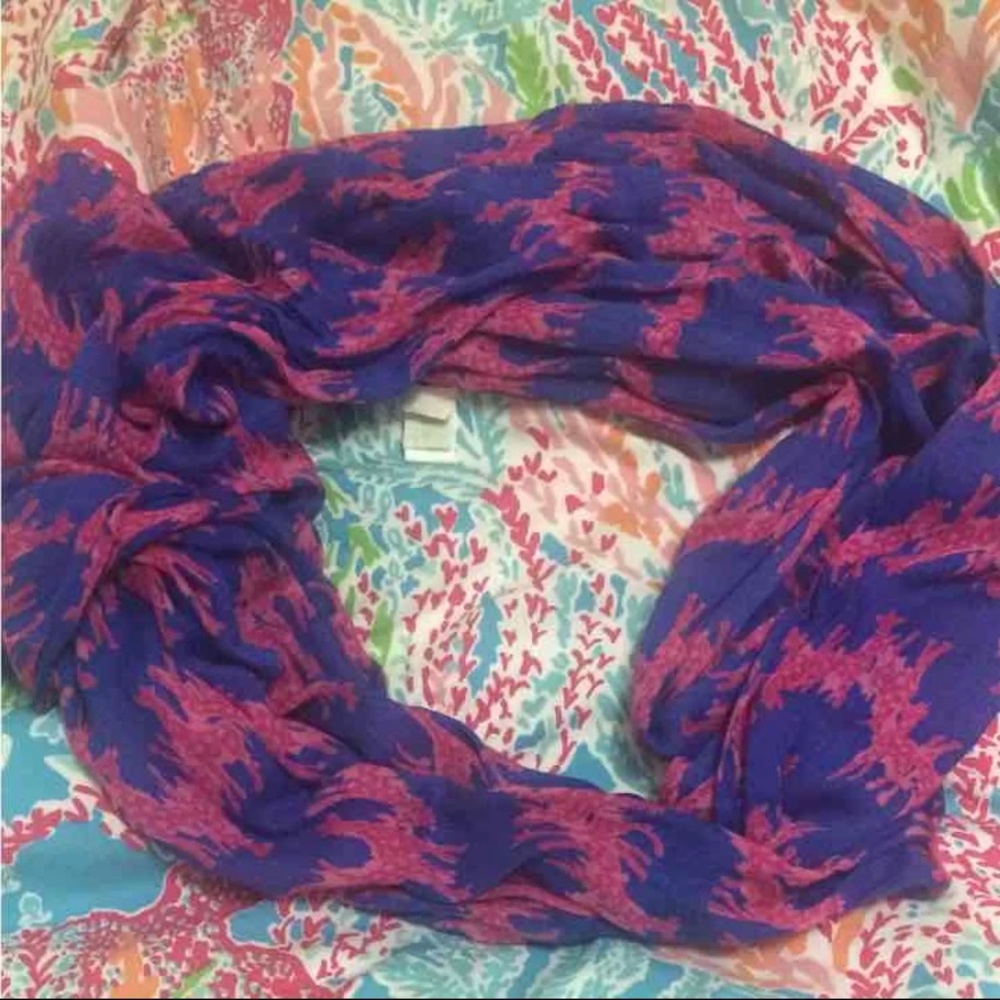 Infinity scarf