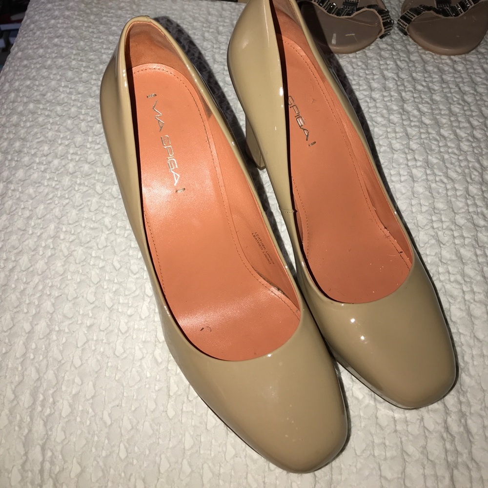 Via Spiga patent leather pumps!!