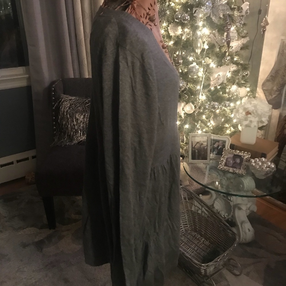 Top - Picture 3 of 4