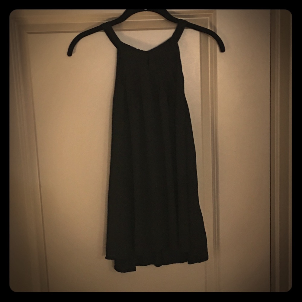 Swing key-hole black tank