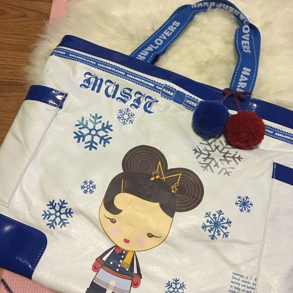 π Harajuku Lovers Tote - Picture 2 of 8