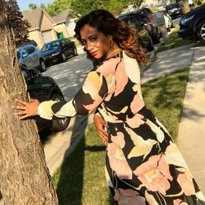 Meet your Posher, Riesha