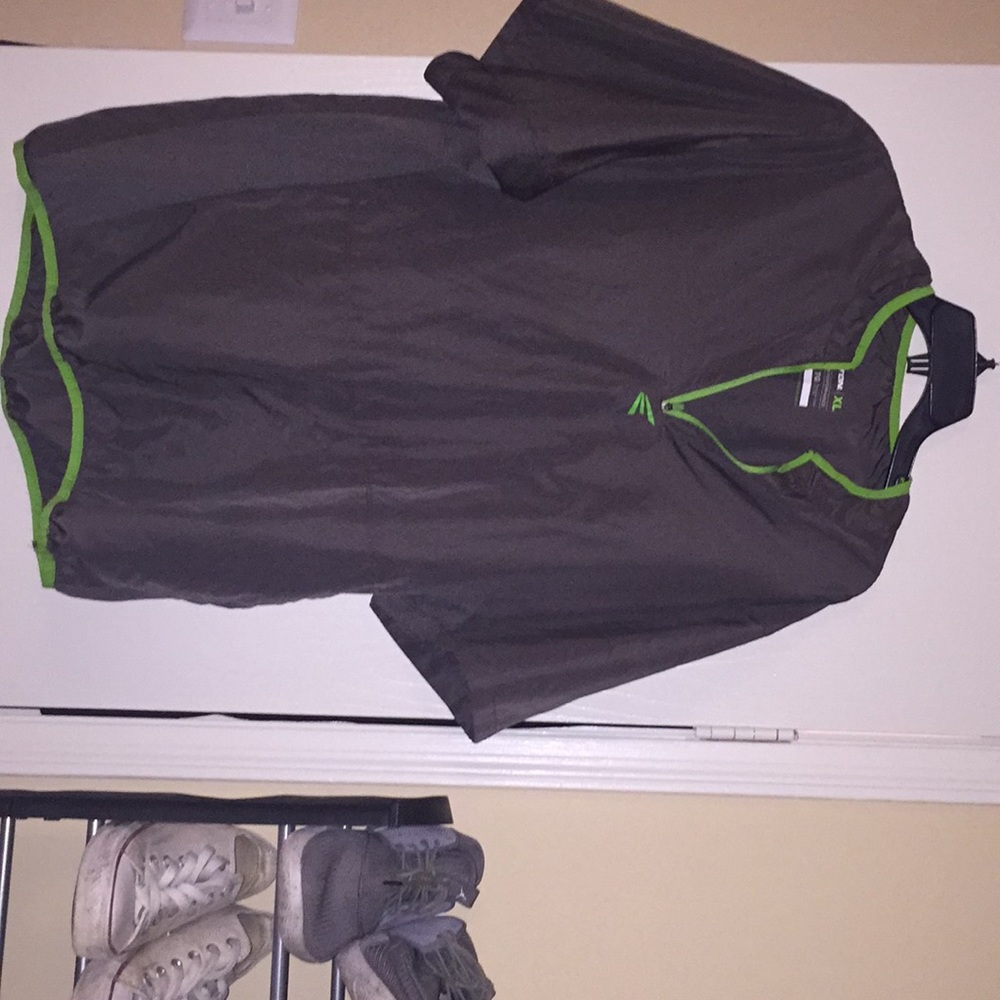 Easton Pullover