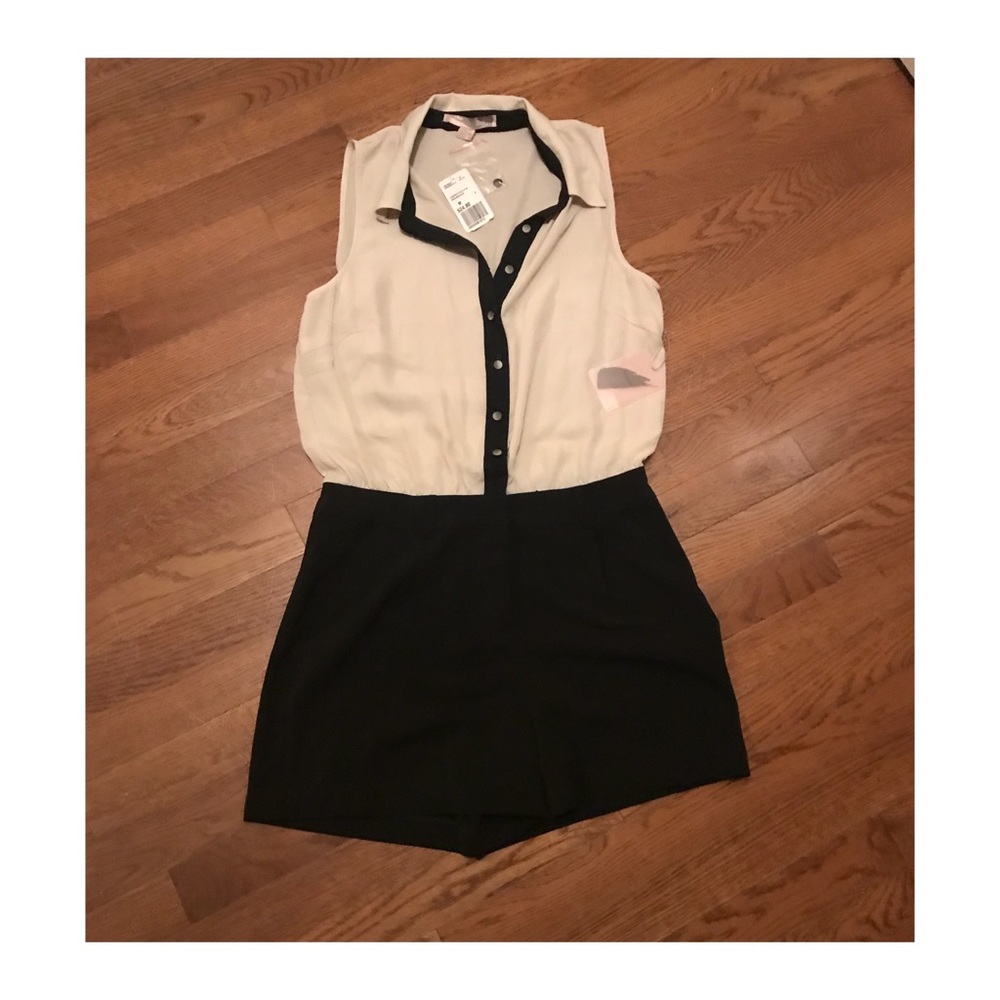Dressy Romper FOREVER 21 size M NWT