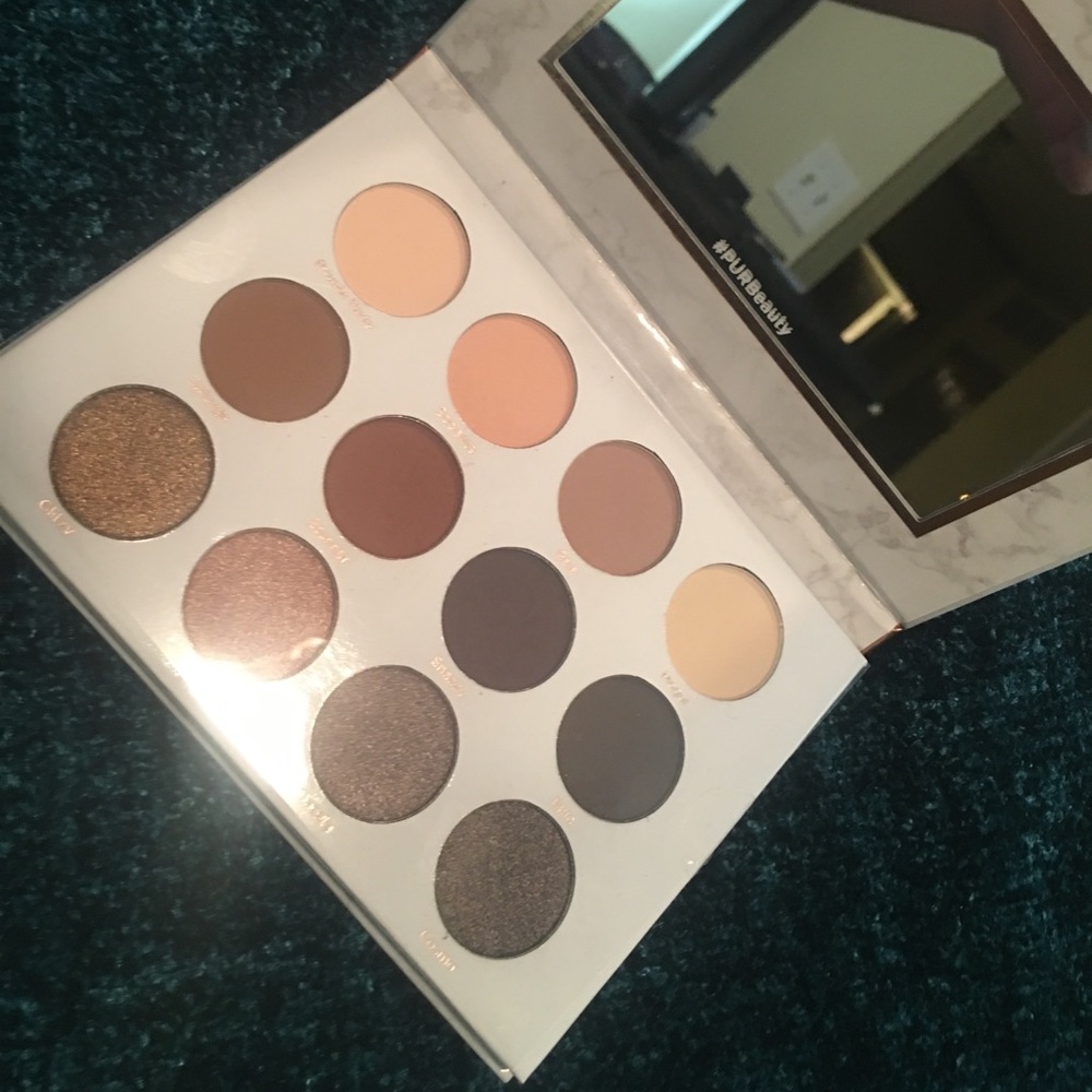 PÜR Soiree Dairies Eyeshadow Palette