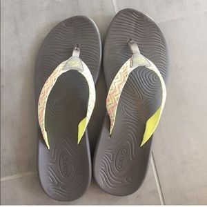 New women's chacos!!