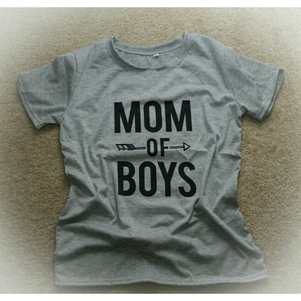 🍁Mom of Boys T-Shirt🍁NWOT