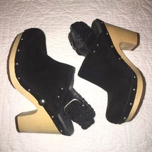 UGG clogs