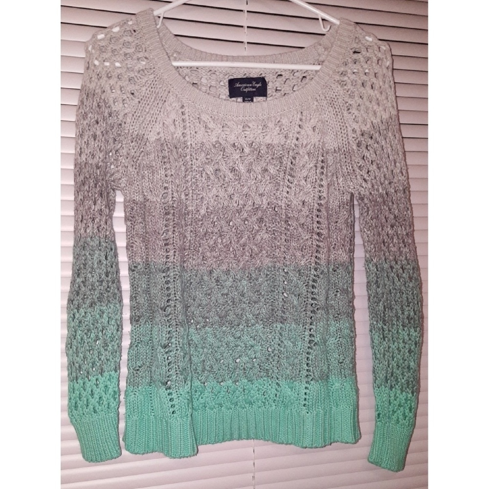 ⚡PRICE DROP⚡American Eagle Sweater