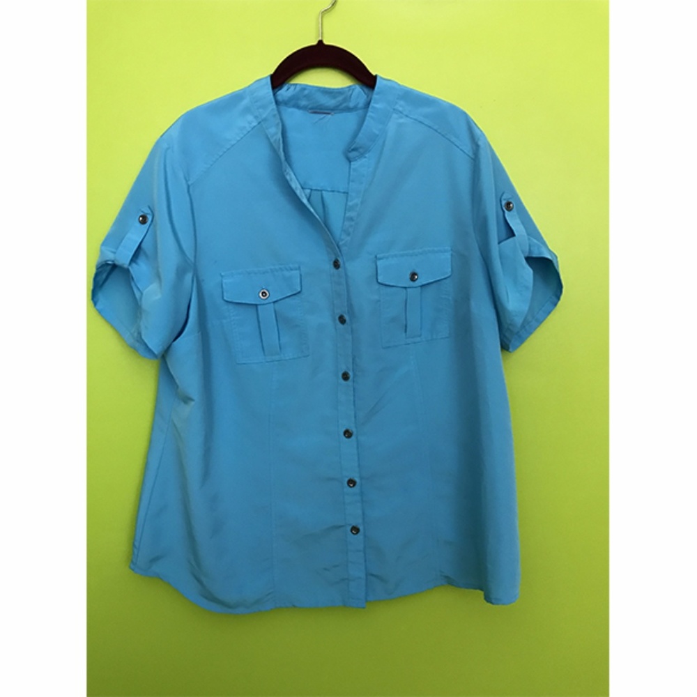 Short Sleeve Button Down Blue Top Plus 2X