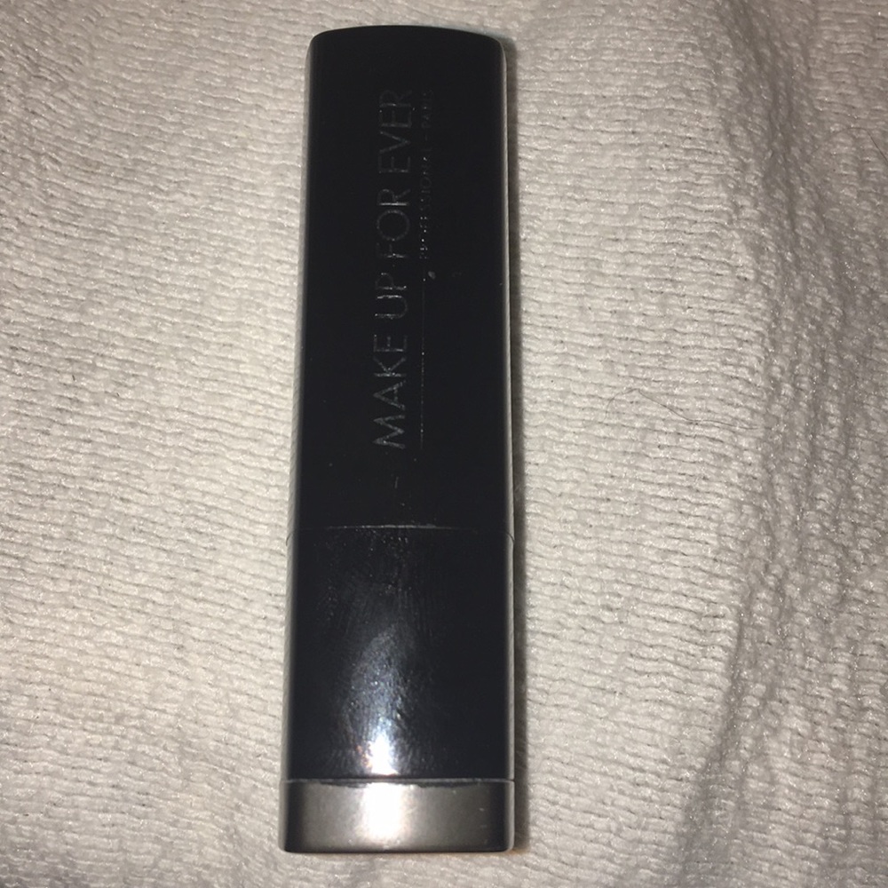 ❗️MAKEUP FOREVER LIPSTICK❗️