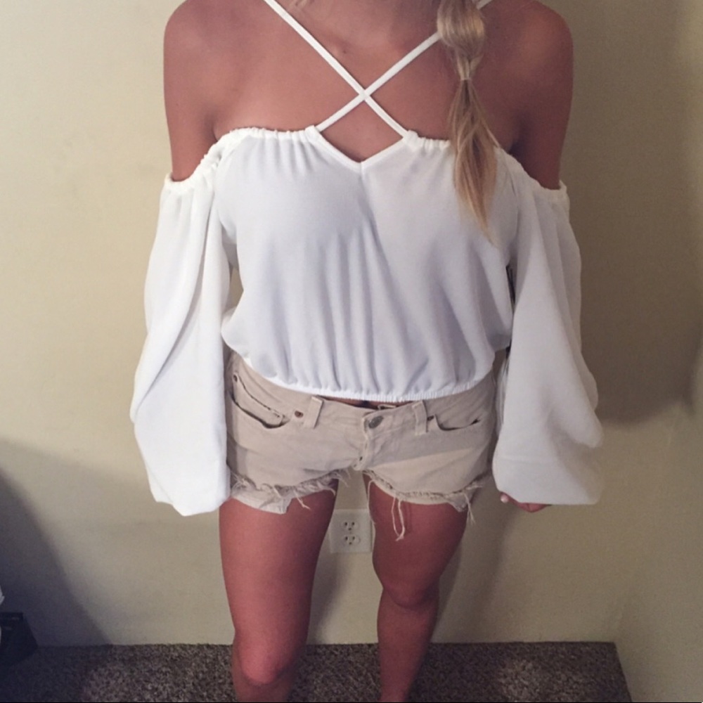 Never worn cute crop top