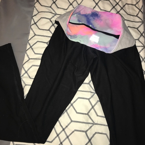 Sold on 〽️ - Picture 3 of 5