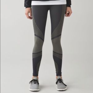 About That Base Tight in Black/Slate