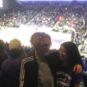 Meet your Posher, Justin