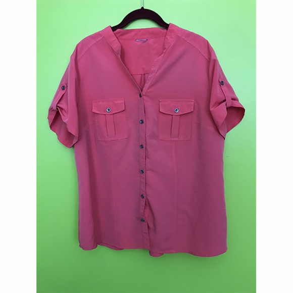 Short Sleeve Button Down Fuschia Top Plus 3X - Picture 1 of 6