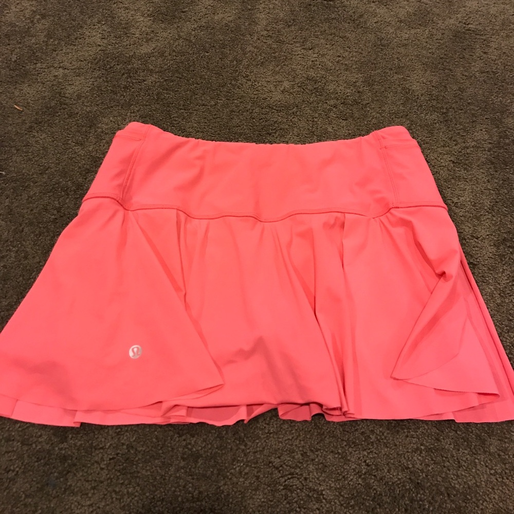 Lululemon pink/coral skirt