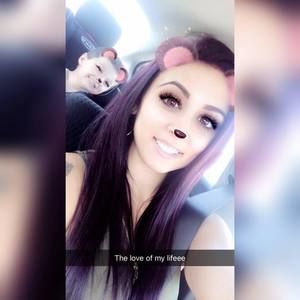 Meet your Posher, Adrianna