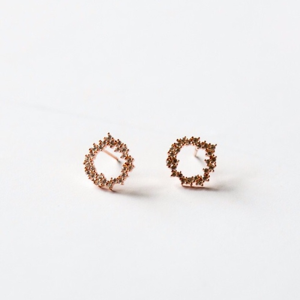 Rose Gold  staple  earrings