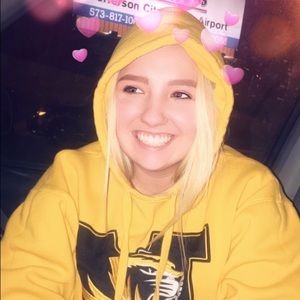 Meet your Posher, Kylee