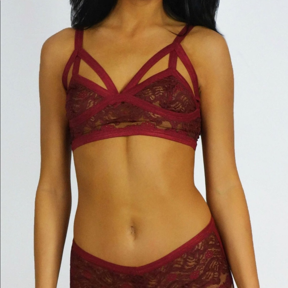 CantiqLA Triangle Cut Out Bralette - Red Hot