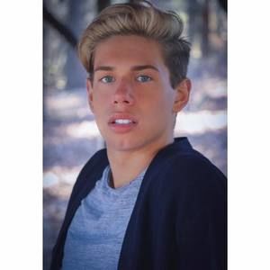 Meet your Posher, Tyler