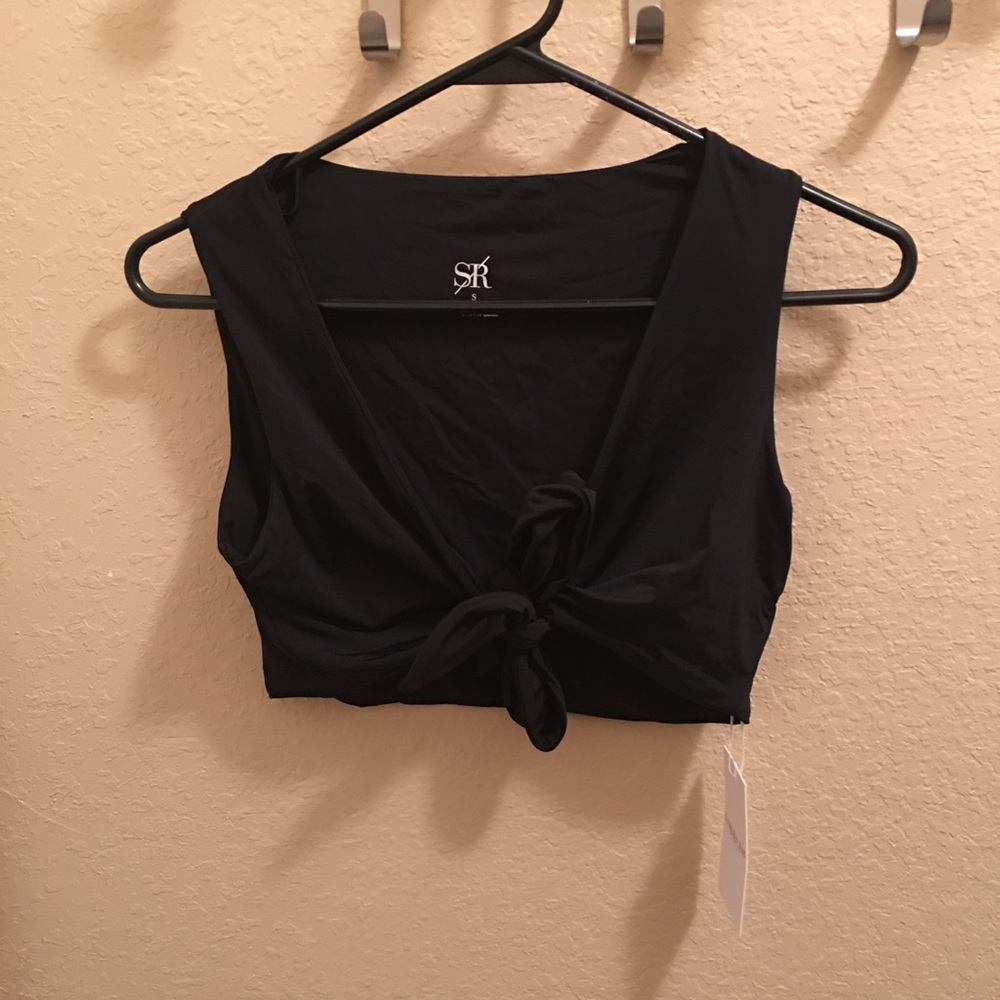 Never worn brand new !!!