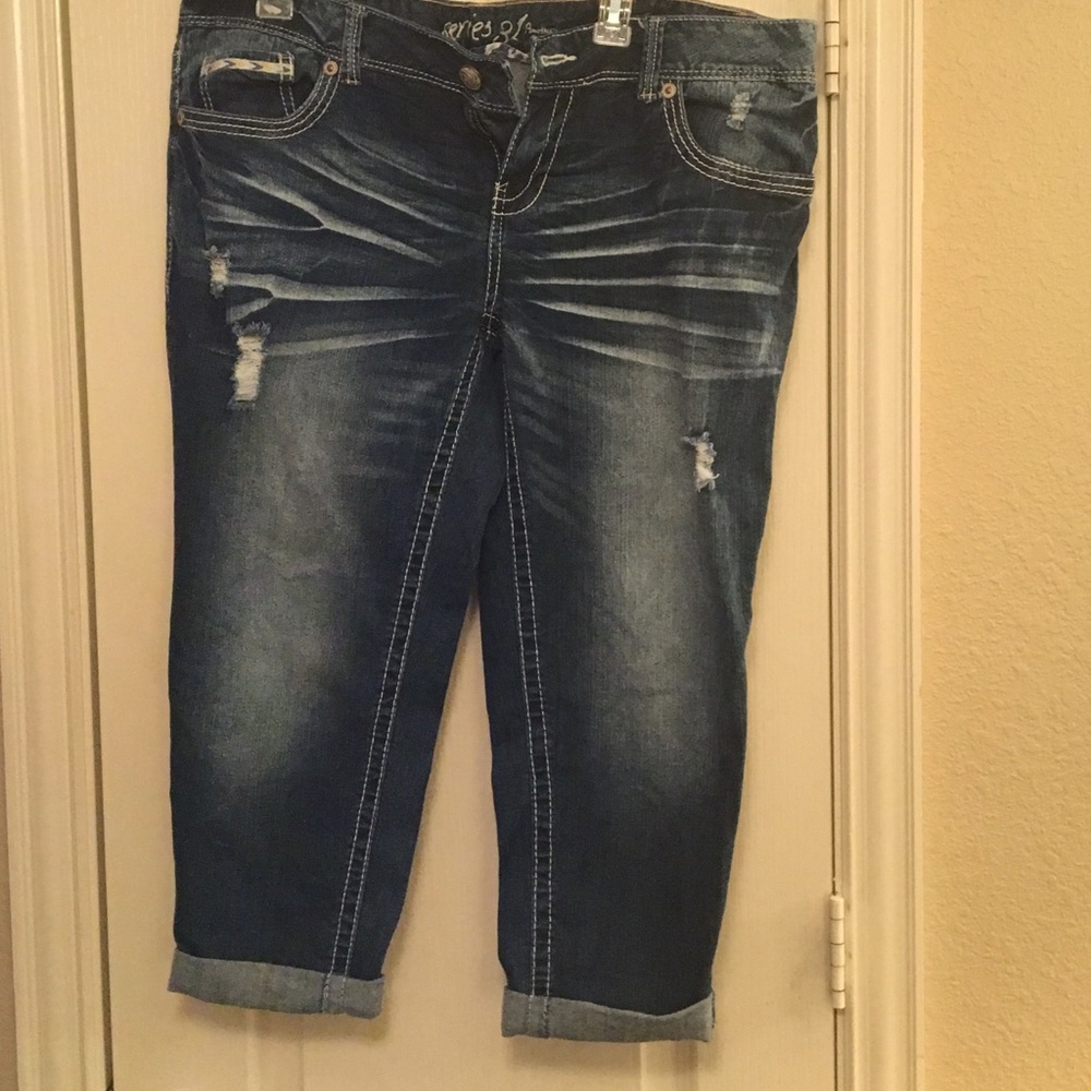 Series 31 Capri Amethyst Jeans