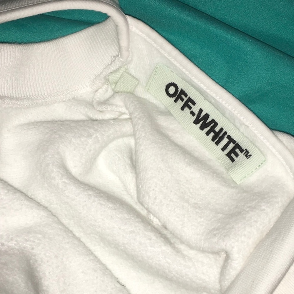 Off-white - Picture 5 of 6