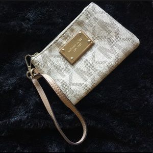 Michael Kors Wallet/Wristlet