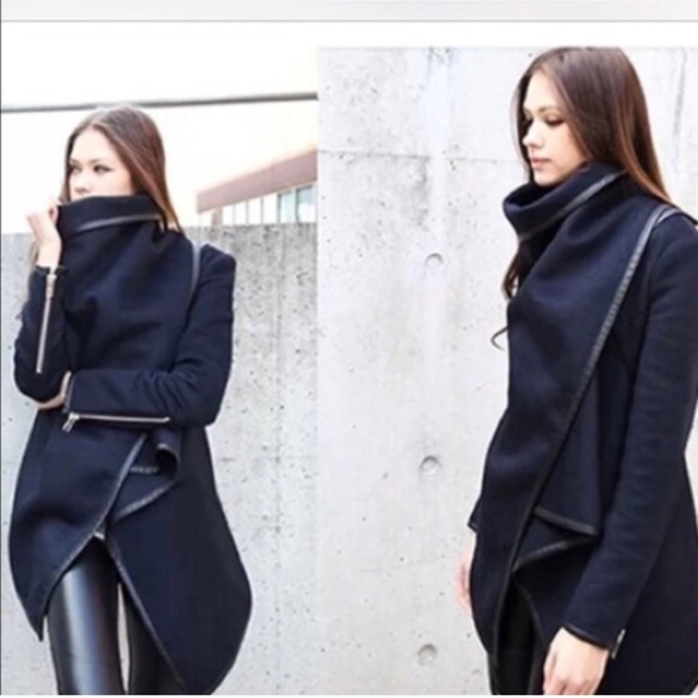 Navy stylish wrap around coat/cape - Picture 6 of 7