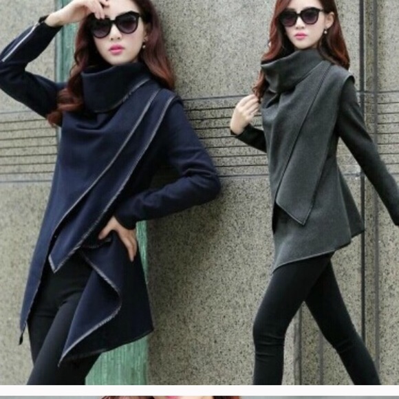 Navy stylish wrap around coat/cape - Picture 3 of 7