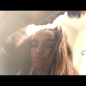 Meet your Posher, Madeline