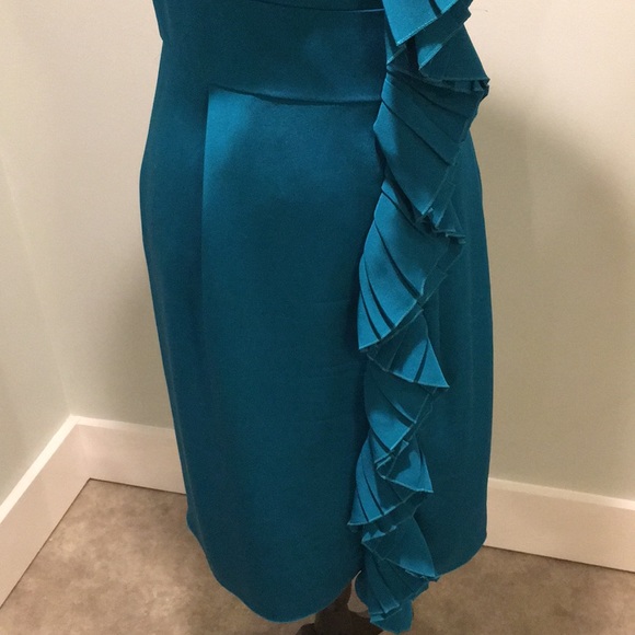 👗PRADA Dress👗 - Picture 3 of 8