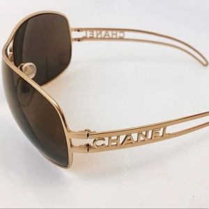 🔥1/2 off!!🔥Chanel Oversized Sunglasses