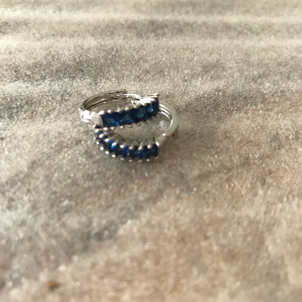 Small hoop silver and blue earrings Brand New