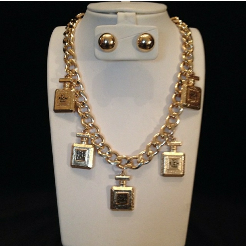 Rich Charm Neclace