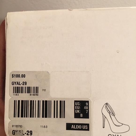 Size 9 womens Aldo heels with strap - Picture 3 of 8