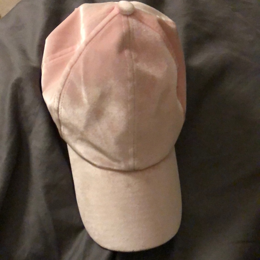 Suede baby pink cap