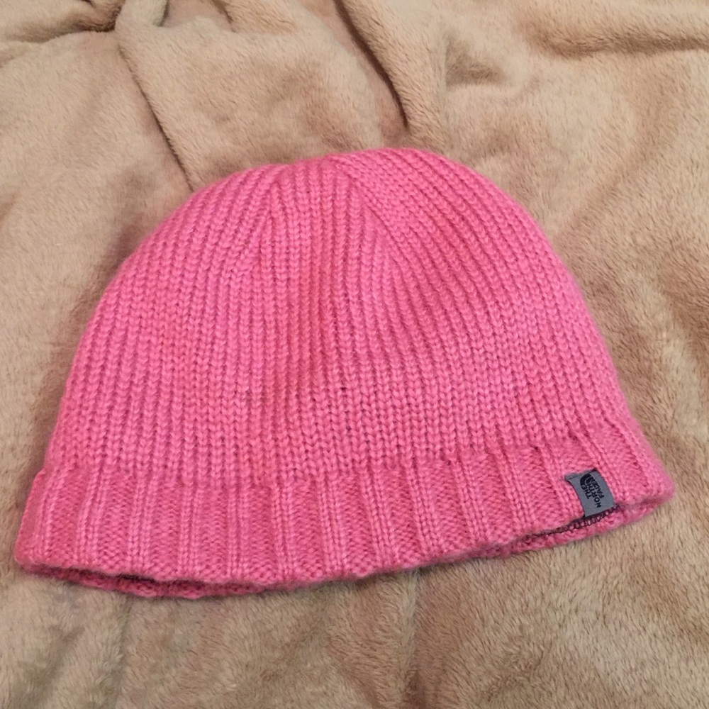 North face winter hat! Never Worn!