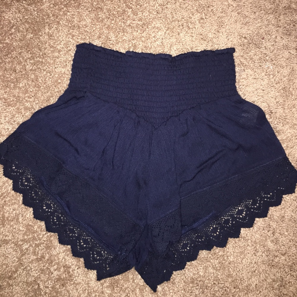 NWOT elastic shorts
