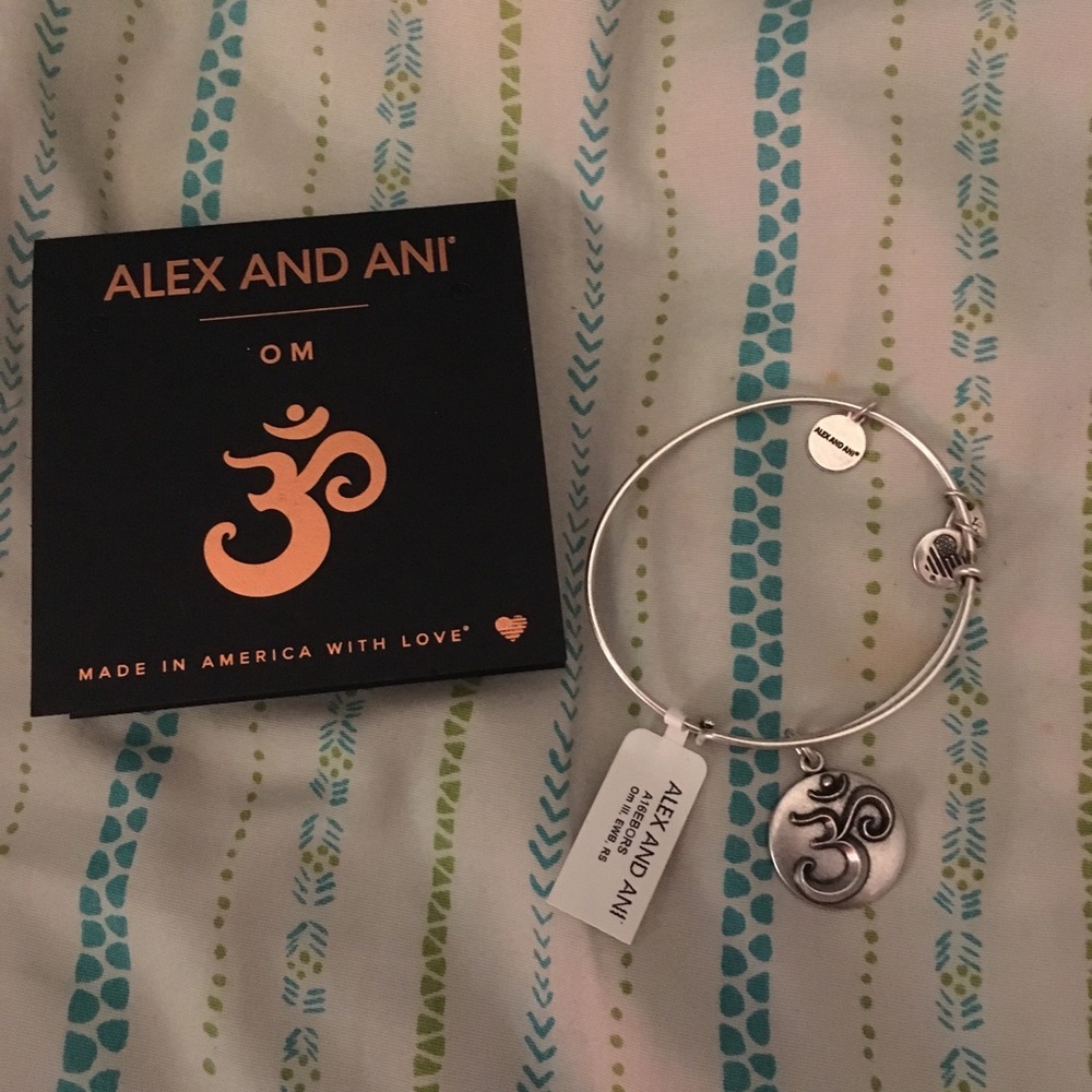 ✨ NWT Alex & Ani Om Bracelet ✨