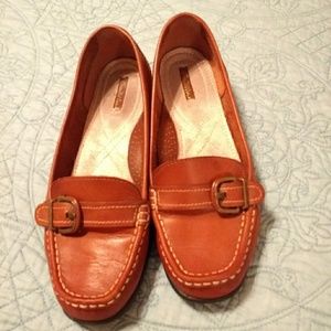 Thom McAn Brown Loafer Shoes