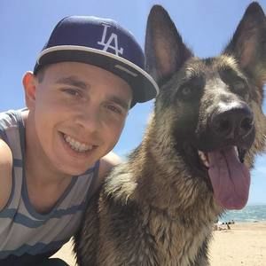 Meet your Posher, Andrew