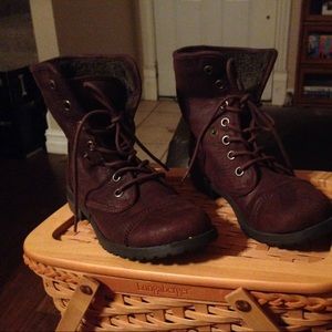 Self esteem combat boots excellent condition!
