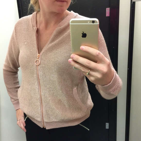 Amazing Sweater❤️ - Picture 5 of 7